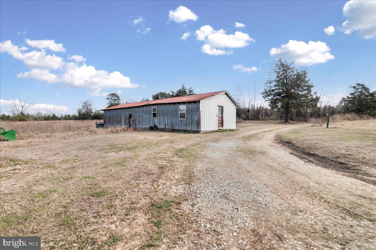 627 HAT CREEK RD, BROOKNEAL, Virginia 24528, 4 Bedrooms Bedrooms, ,2 BathroomsBathrooms,Residential,For Sale,627 HAT CREEK RD,VACP2000120 MLS # VACP2000120