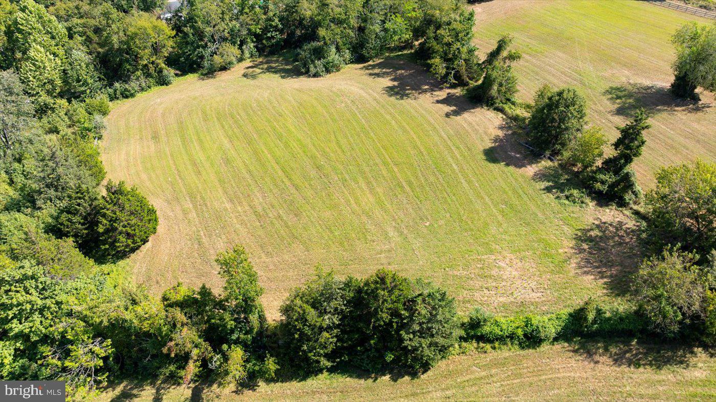 1416 WARRENTON RD, FREDERICKSBURG, Virginia 22406, 3 Bedrooms Bedrooms, ,1 BathroomBathrooms,Residential,For Sale,1416 WARRENTON RD,VAST2045958 MLS # VAST2045958