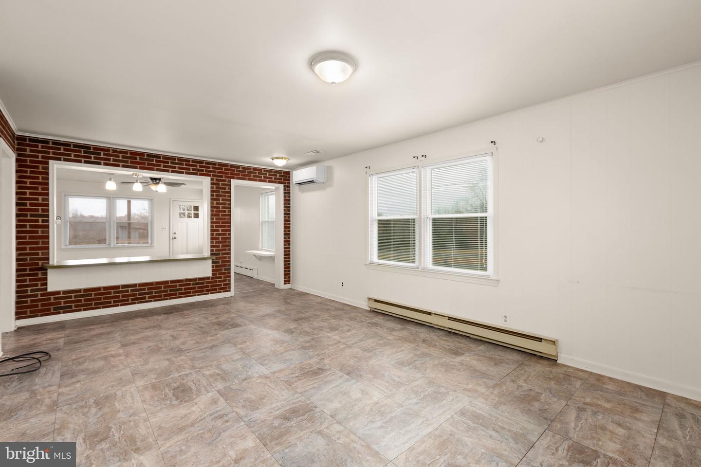 1416 WARRENTON RD, FREDERICKSBURG, Virginia 22406, 3 Bedrooms Bedrooms, ,1 BathroomBathrooms,Residential,For Sale,1416 WARRENTON RD,VAST2045958 MLS # VAST2045958