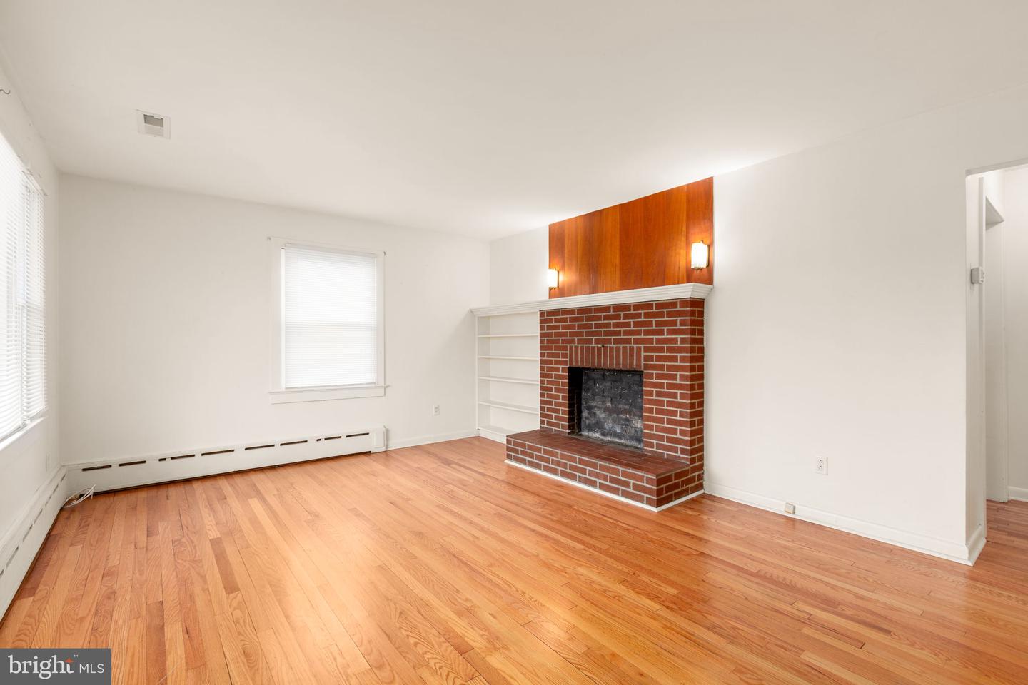 1416 WARRENTON RD, FREDERICKSBURG, Virginia 22406, 3 Bedrooms Bedrooms, ,1 BathroomBathrooms,Farm,For Sale,1416 WARRENTON RD,VAST2045968 MLS # VAST2045968