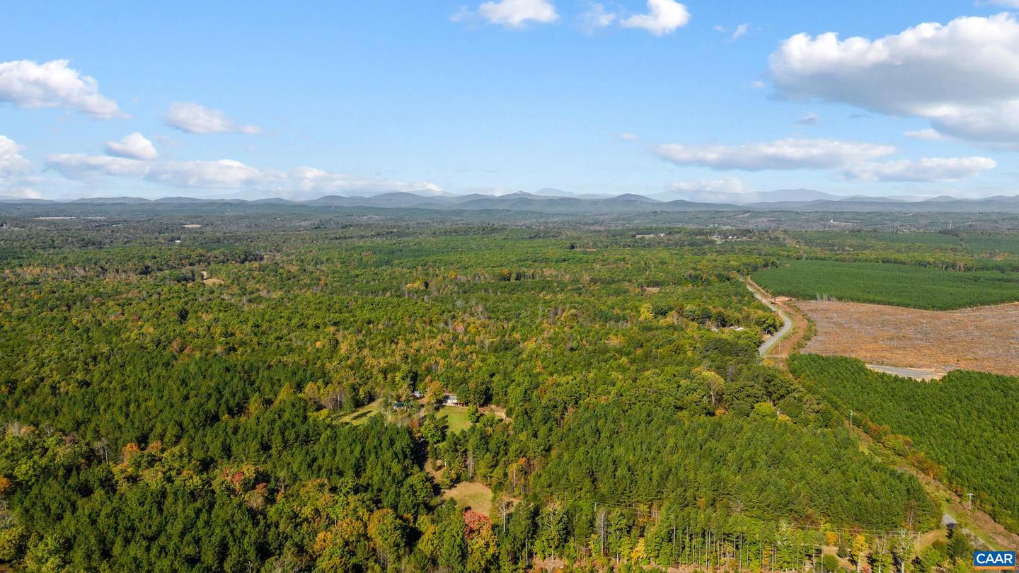 10239 HOWARDSVILLE RD, HOWARDSVILLE, Virginia 24562, 2 Bedrooms Bedrooms, ,1 BathroomBathrooms,Residential,For Sale,10239 HOWARDSVILLE RD,673720 MLS # 673720 10239 HOWARDSVILLE RD, HOWARDSVILLE, Virginia 24562, 2 Bedrooms Bedrooms, ,1 BathroomBathrooms,Residential,For Sale,10239 HOWARDSVILLE RD,673720 MLS # 673720