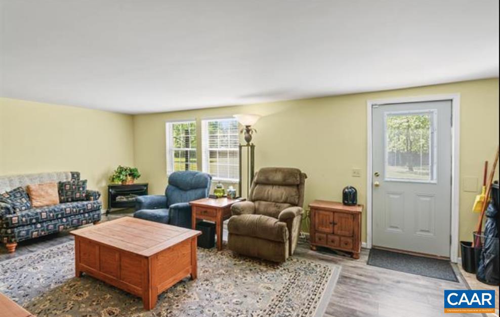 10239 HOWARDSVILLE RD, HOWARDSVILLE, Virginia 24562, 2 Bedrooms Bedrooms, ,1 BathroomBathrooms,Residential,For Sale,10239 HOWARDSVILLE RD,673720 MLS # 673720 10239 HOWARDSVILLE RD, HOWARDSVILLE, Virginia 24562, 2 Bedrooms Bedrooms, ,1 BathroomBathrooms,Residential,For Sale,10239 HOWARDSVILLE RD,673720 MLS # 673720