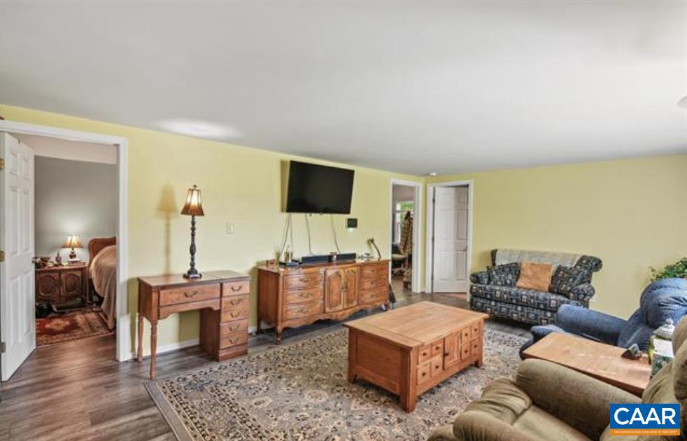 10239 HOWARDSVILLE RD, HOWARDSVILLE, Virginia 24562, 2 Bedrooms Bedrooms, ,1 BathroomBathrooms,Residential,For Sale,10239 HOWARDSVILLE RD,673720 MLS # 673720 10239 HOWARDSVILLE RD, HOWARDSVILLE, Virginia 24562, 2 Bedrooms Bedrooms, ,1 BathroomBathrooms,Residential,For Sale,10239 HOWARDSVILLE RD,673720 MLS # 673720