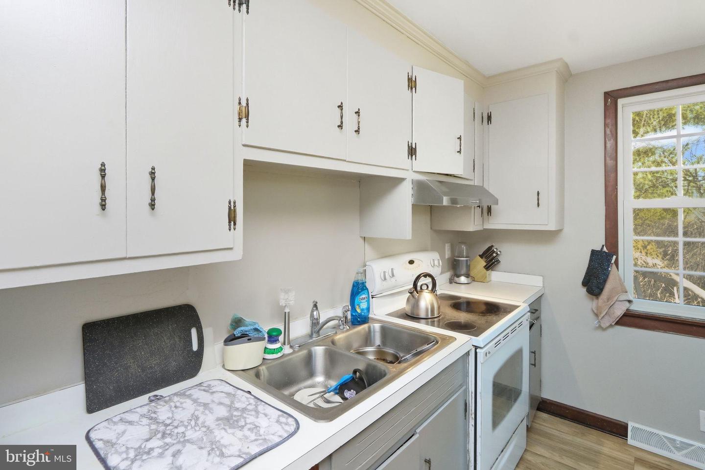 15284 POPLAR RD, ORANGE, Virginia 22960, 4 Bedrooms Bedrooms, ,1 BathroomBathrooms,Farm,For Sale,15284 POPLAR RD,VAOR2013184 MLS # VAOR2013184 15284 POPLAR RD, ORANGE, Virginia 22960, 4 Bedrooms Bedrooms, ,1 BathroomBathrooms,Farm,For Sale,15284 POPLAR RD,VAOR2013184 MLS # VAOR2013184