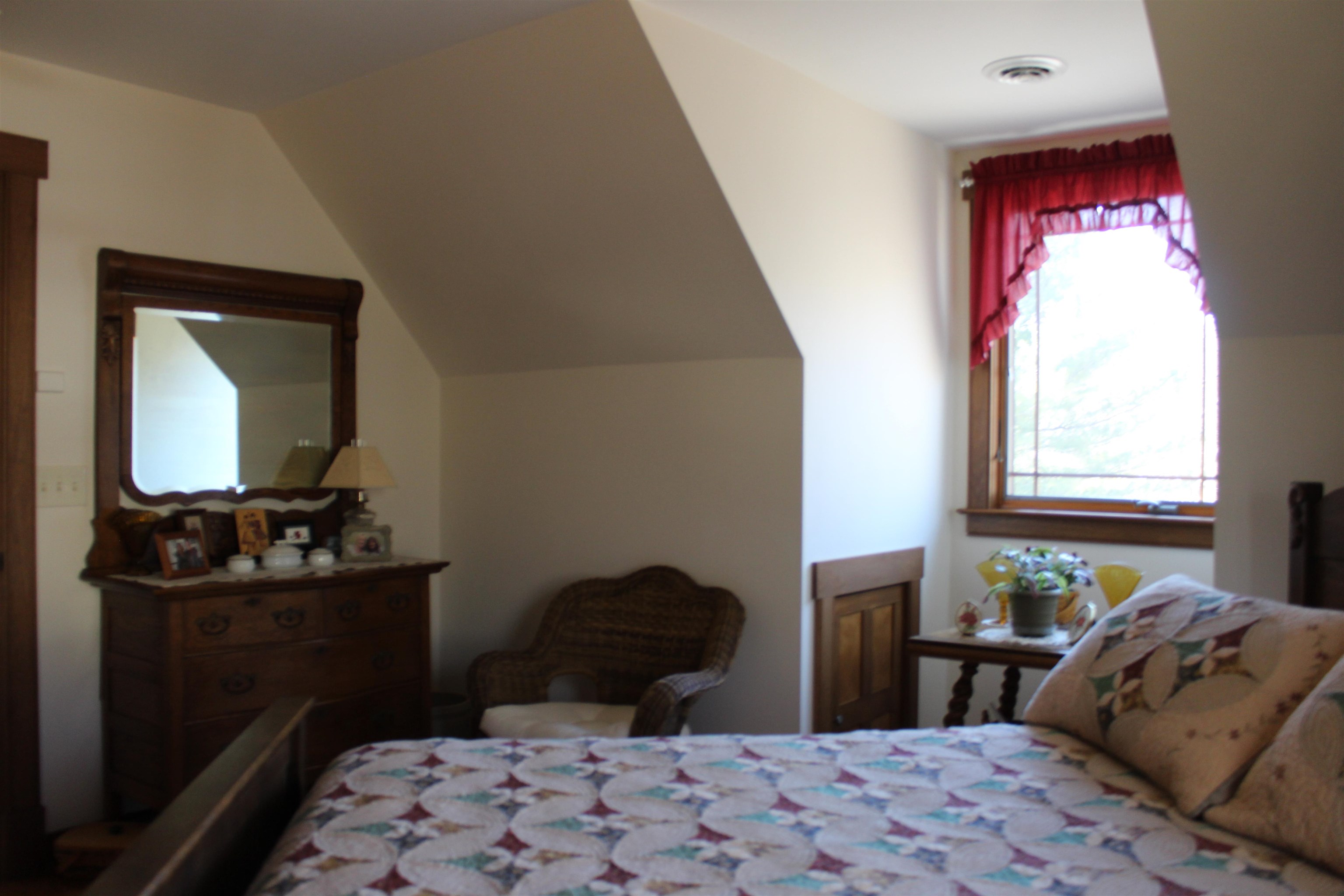 625 HUMMINGBIRD LN, MONTEREY, Virginia 24465, 3 Bedrooms Bedrooms, ,3 BathroomsBathrooms,Residential,14,625 HUMMINGBIRD LN,673771 MLS # 673771