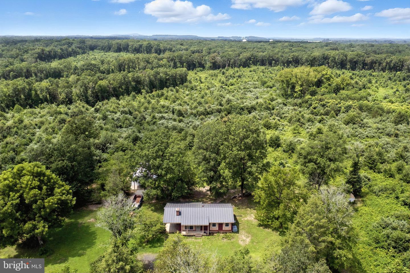 18172 YOUNGS LN, ELKWOOD, Virginia 22718, 3 Bedrooms Bedrooms, ,1 BathroomBathrooms,Residential,For Sale,18172 YOUNGS LN,VACU2012788 MLS # VACU2012788