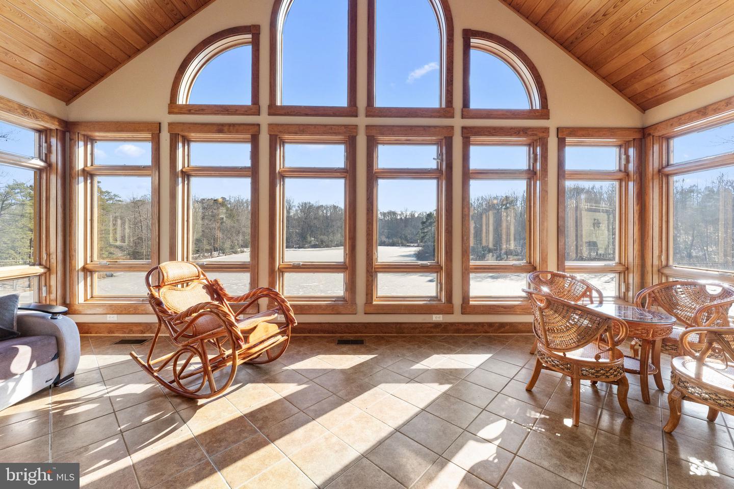 3535 MEADOW RD, SANDSTON, Virginia 23150, 5 Bedrooms Bedrooms, ,4 BathroomsBathrooms,Residential,For Sale,3535 MEADOW RD,VAHN2001160 MLS # VAHN2001160