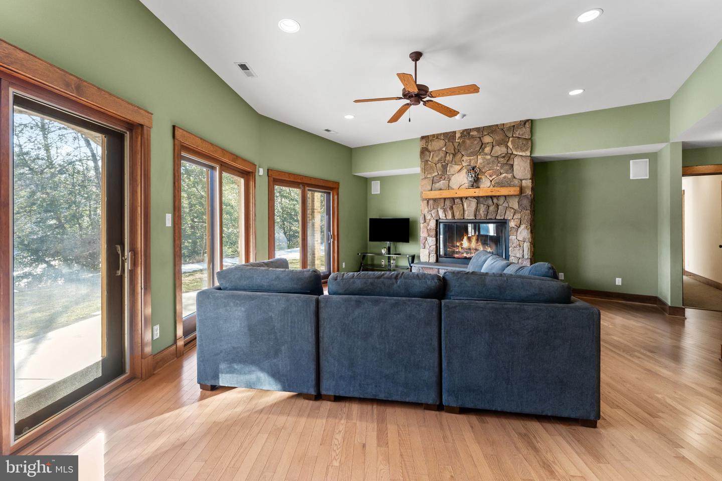 3535 MEADOW RD, SANDSTON, Virginia 23150, 5 Bedrooms Bedrooms, ,4 BathroomsBathrooms,Residential,For Sale,3535 MEADOW RD,VAHN2001160 MLS # VAHN2001160