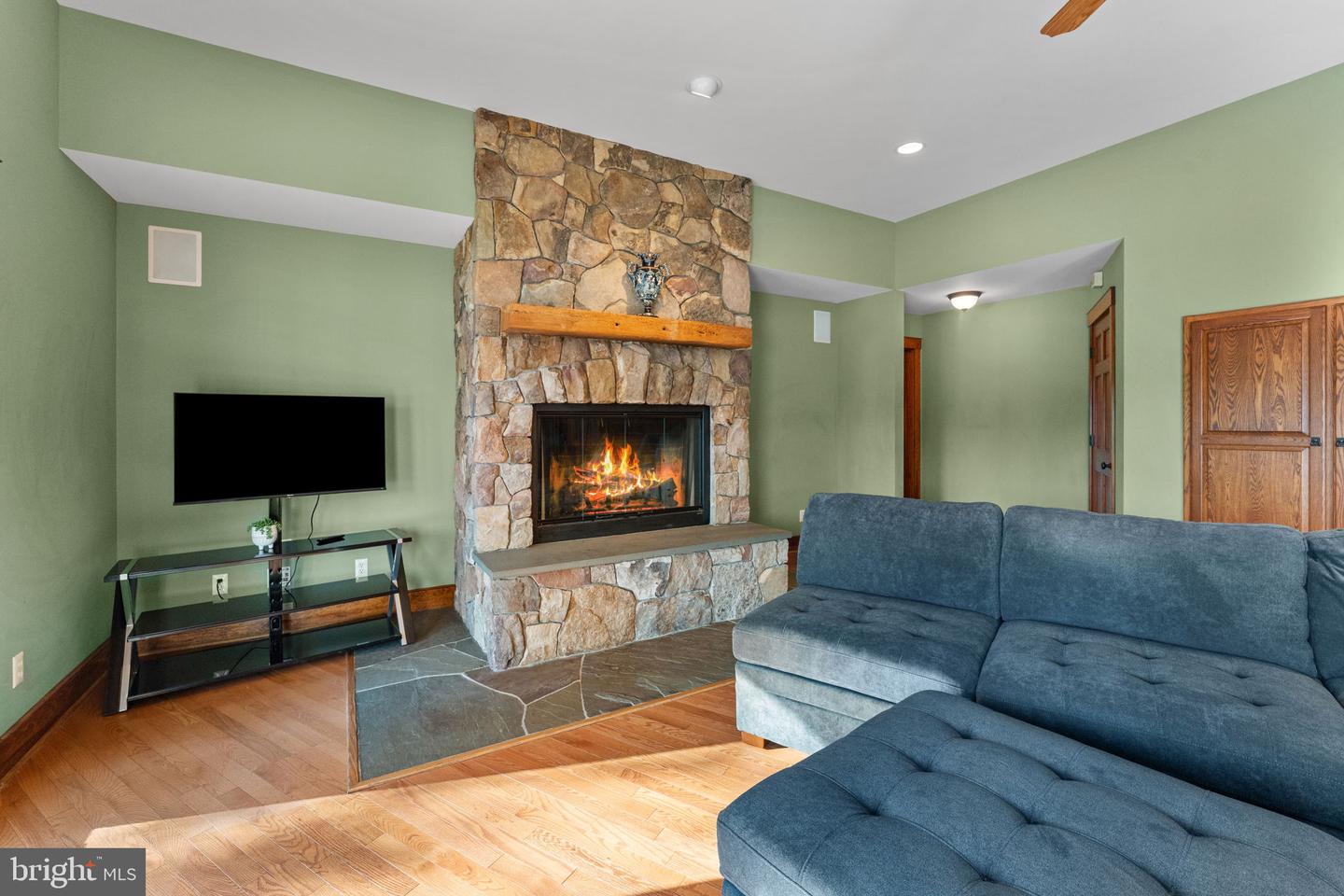 3535 MEADOW RD, SANDSTON, Virginia 23150, 5 Bedrooms Bedrooms, ,4 BathroomsBathrooms,Residential,For Sale,3535 MEADOW RD,VAHN2001160 MLS # VAHN2001160