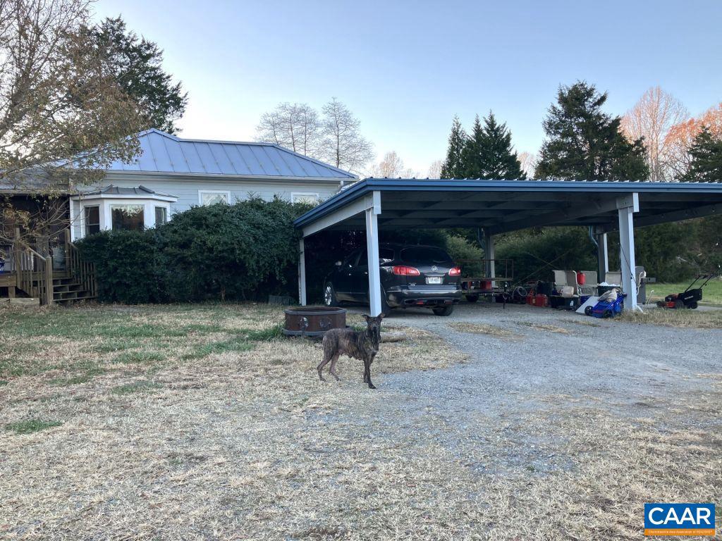 877 HOLLAND CREEK RD, LOUISA, Virginia 23093, 3 Bedrooms Bedrooms, ,3 BathroomsBathrooms,Residential,For Sale,877 HOLLAND CREEK RD,674091 MLS # 674091