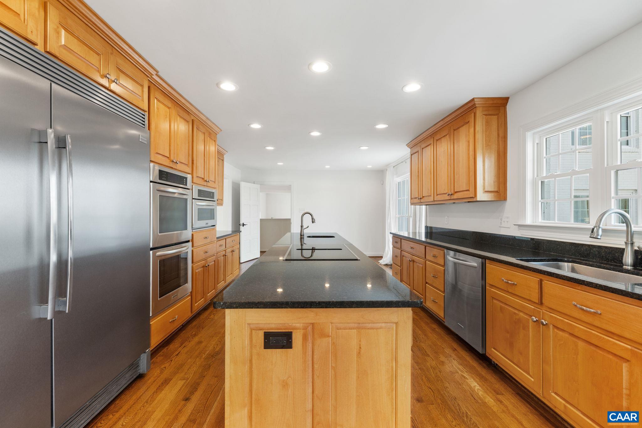 189 OLD BUCKINGHAM RD, CUMBERLAND, Virginia 23040, 5 Bedrooms Bedrooms, ,5 BathroomsBathrooms,Residential,14,189 OLD BUCKINGHAM RD,674166 MLS # 674166