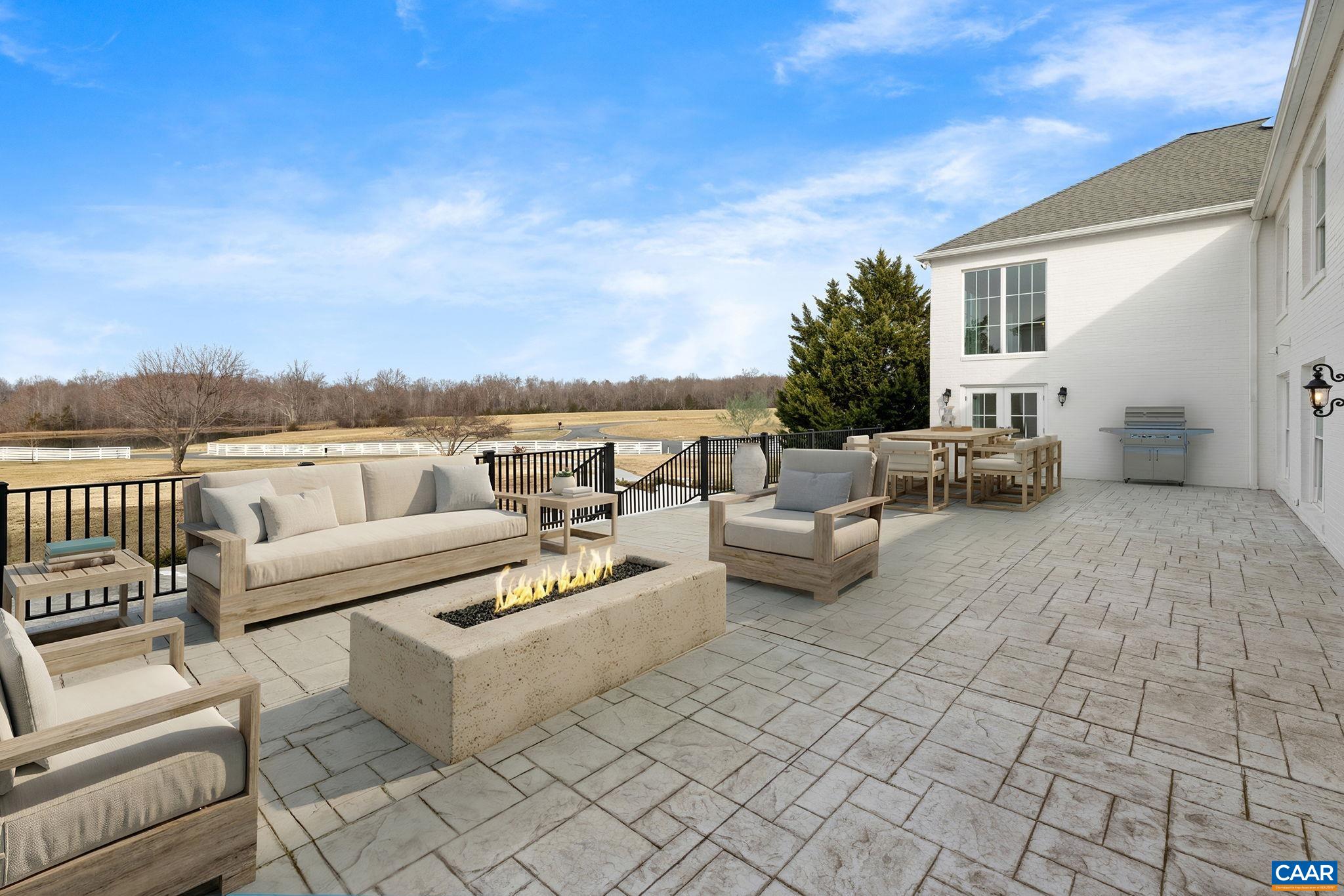 189 OLD BUCKINGHAM RD, CUMBERLAND, Virginia 23040, 5 Bedrooms Bedrooms, ,5 BathroomsBathrooms,Residential,14,189 OLD BUCKINGHAM RD,674166 MLS # 674166