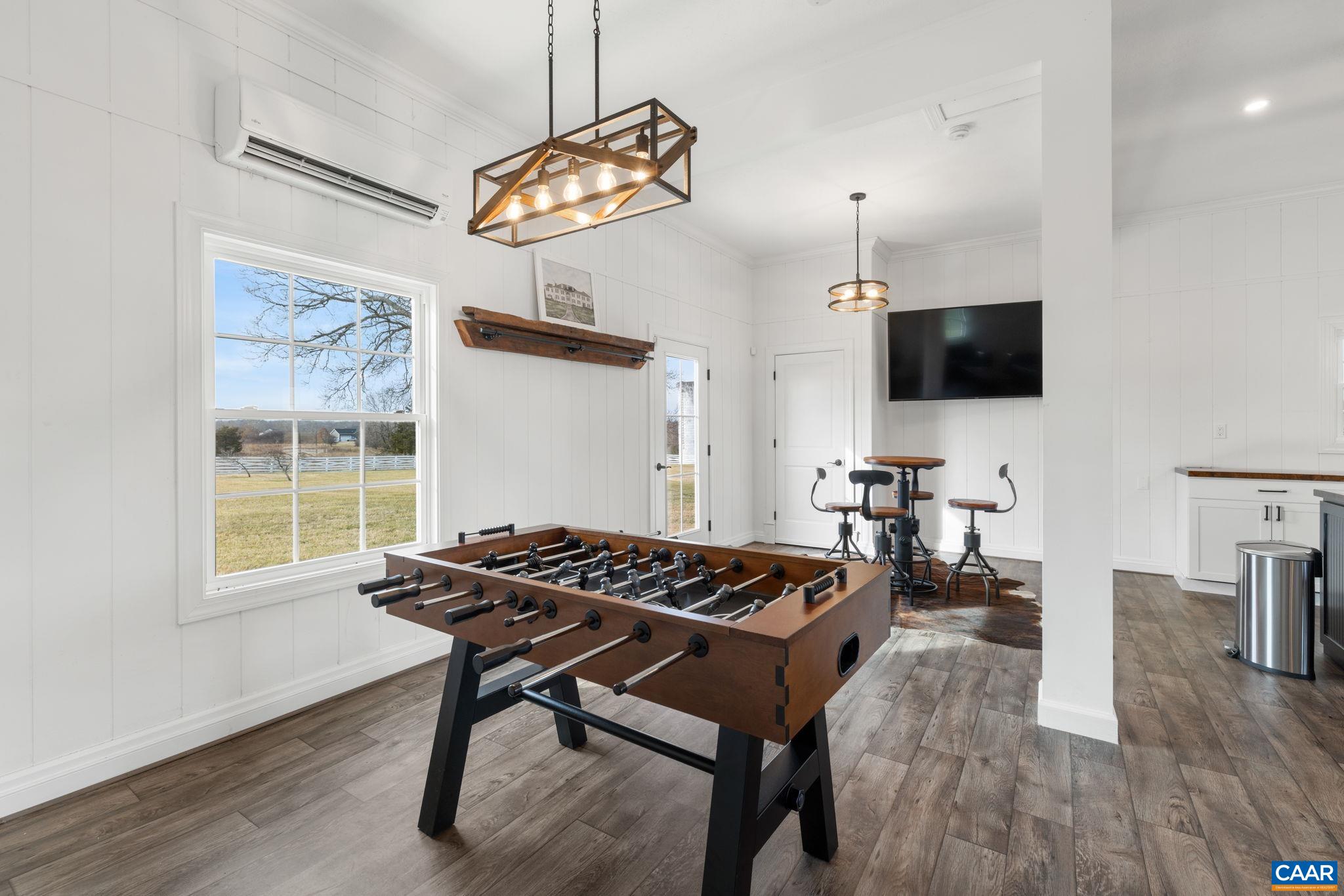 189 OLD BUCKINGHAM RD, CUMBERLAND, Virginia 23040, 5 Bedrooms Bedrooms, ,5 BathroomsBathrooms,Residential,14,189 OLD BUCKINGHAM RD,674166 MLS # 674166