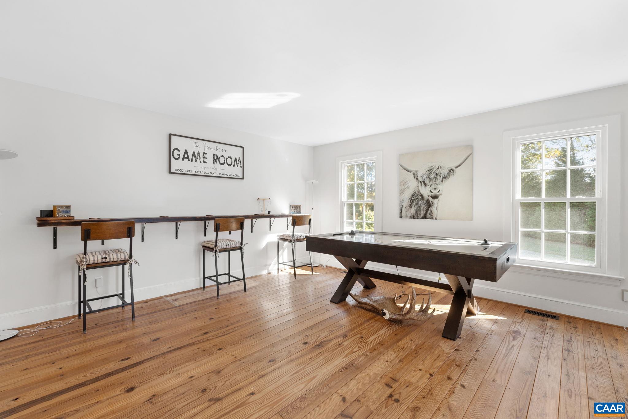 6256 OLD BUCKINGHAM RD, POWHATAN, Virginia 23139, 4 Bedrooms Bedrooms, ,2 BathroomsBathrooms,Residential,14,6256 OLD BUCKINGHAM RD,674215 MLS # 674215