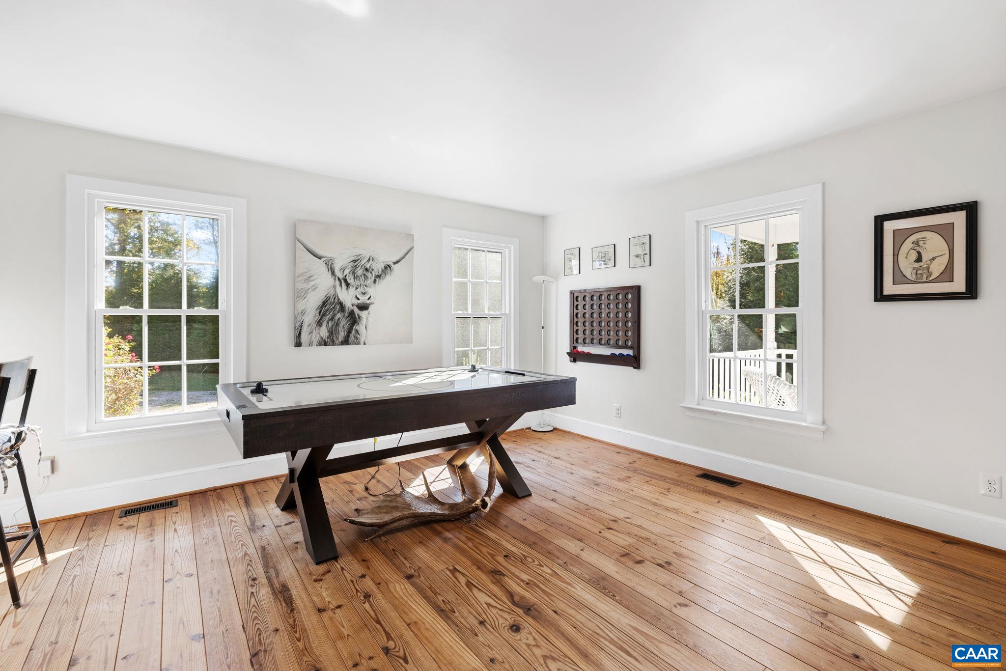 6256 OLD BUCKINGHAM RD, POWHATAN, Virginia 23139, 4 Bedrooms Bedrooms, ,2 BathroomsBathrooms,Residential,14,6256 OLD BUCKINGHAM RD,674215 MLS # 674215