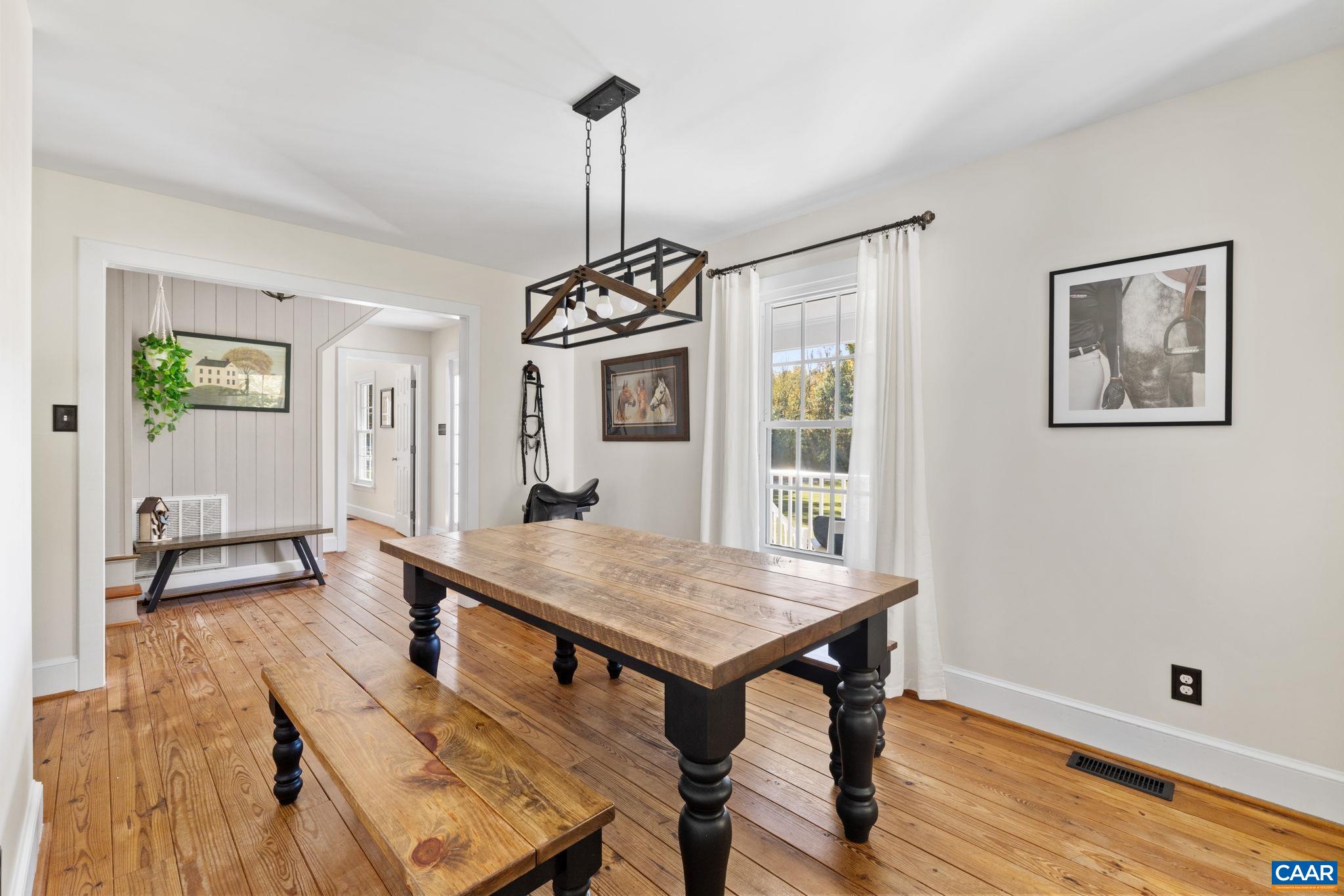 6256 OLD BUCKINGHAM RD, POWHATAN, Virginia 23139, 4 Bedrooms Bedrooms, ,2 BathroomsBathrooms,Residential,14,6256 OLD BUCKINGHAM RD,674215 MLS # 674215