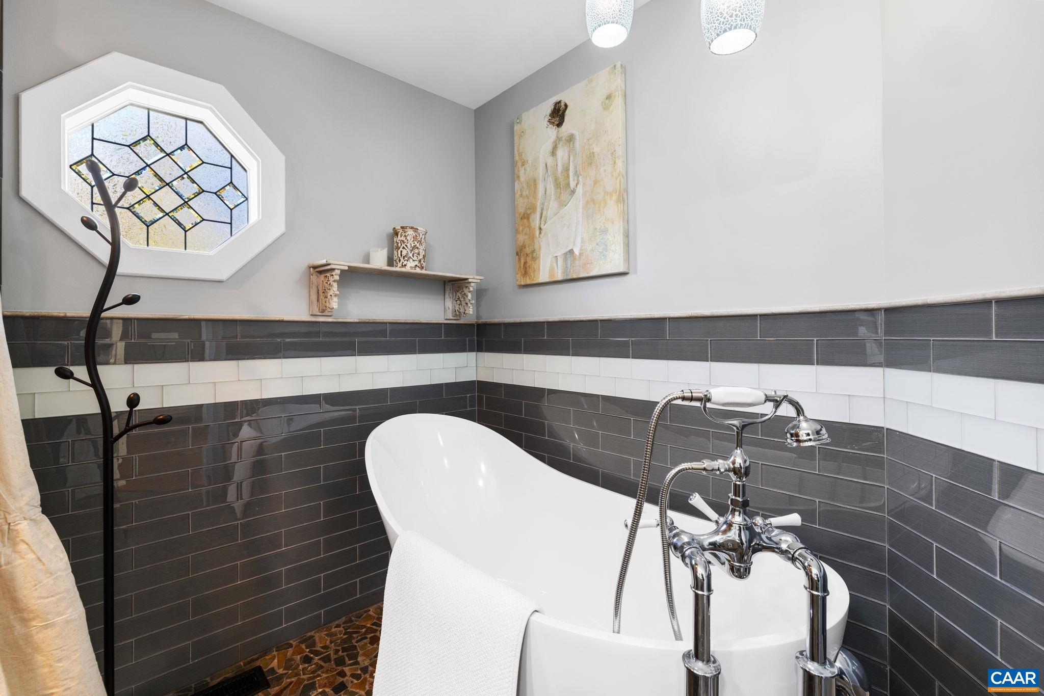 6256 OLD BUCKINGHAM RD, POWHATAN, Virginia 23139, 4 Bedrooms Bedrooms, ,2 BathroomsBathrooms,Residential,14,6256 OLD BUCKINGHAM RD,674215 MLS # 674215