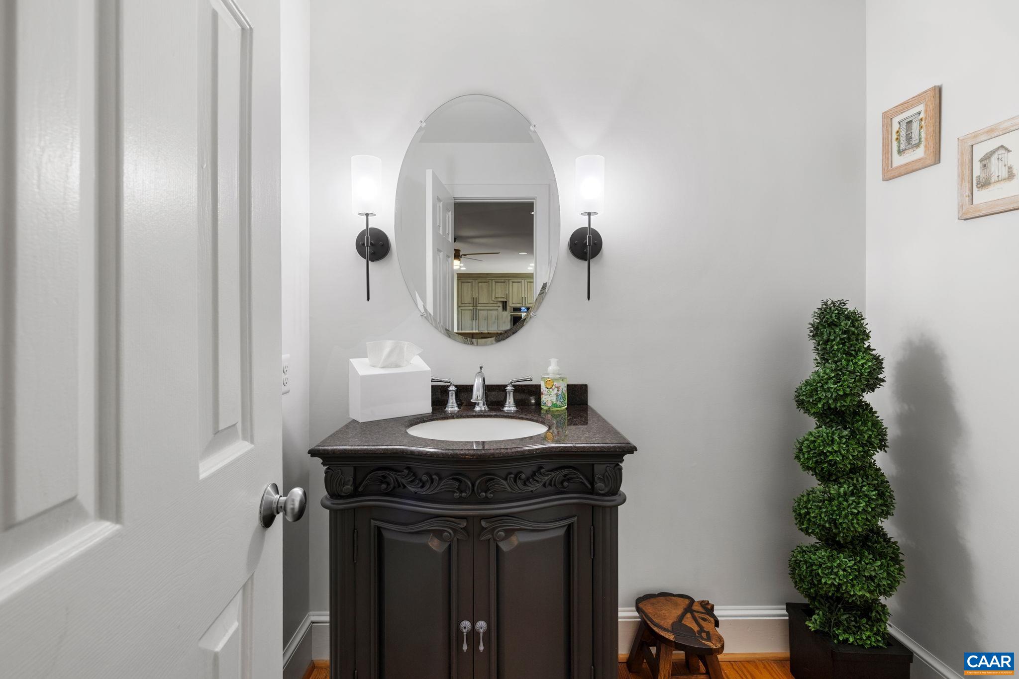 6256 OLD BUCKINGHAM RD, POWHATAN, Virginia 23139, 4 Bedrooms Bedrooms, ,2 BathroomsBathrooms,Residential,14,6256 OLD BUCKINGHAM RD,674215 MLS # 674215