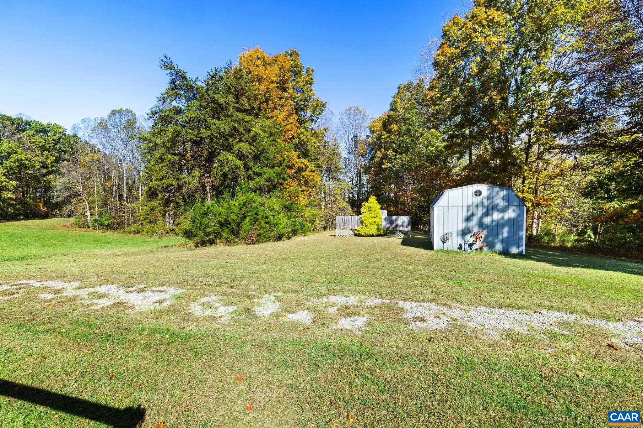 6256 OLD BUCKINGHAM RD, POWHATAN, Virginia 23139, 4 Bedrooms Bedrooms, ,2 BathroomsBathrooms,Residential,14,6256 OLD BUCKINGHAM RD,674215 MLS # 674215
