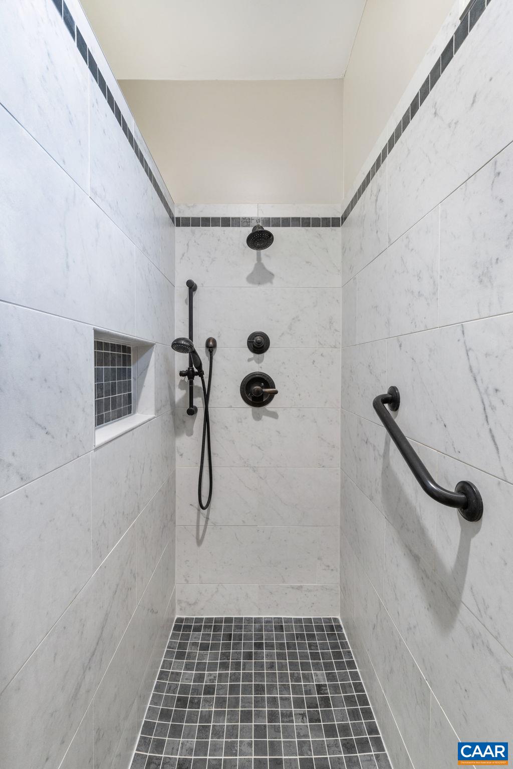 12048 LOUISA RD, GORDONSVILLE, Virginia 22942, 4 Bedrooms Bedrooms, ,4 BathroomsBathrooms,Residential,14,12048 LOUISA RD,674232 MLS # 674232