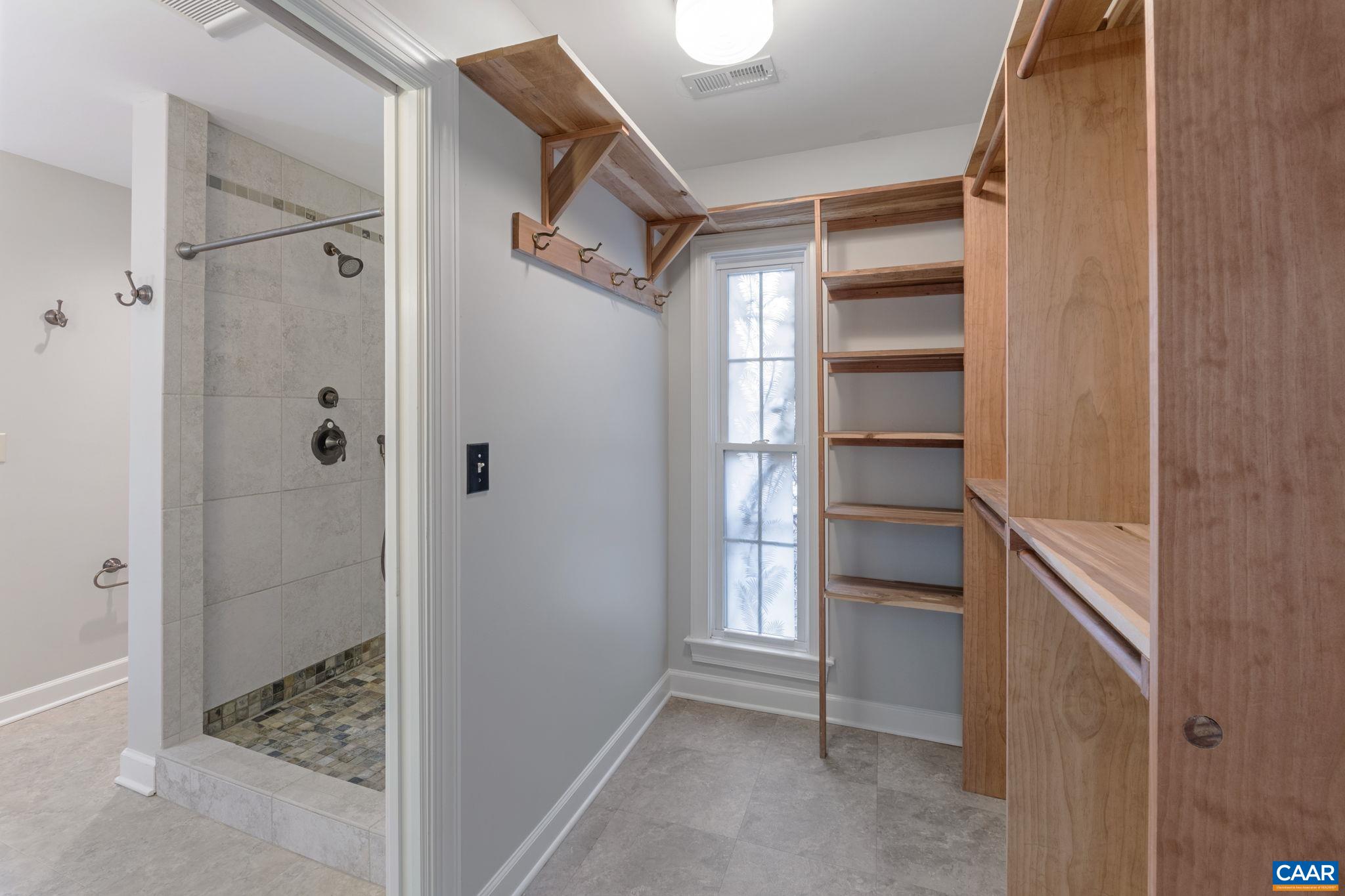 12048 LOUISA RD, GORDONSVILLE, Virginia 22942, 4 Bedrooms Bedrooms, ,4 BathroomsBathrooms,Residential,14,12048 LOUISA RD,674232 MLS # 674232