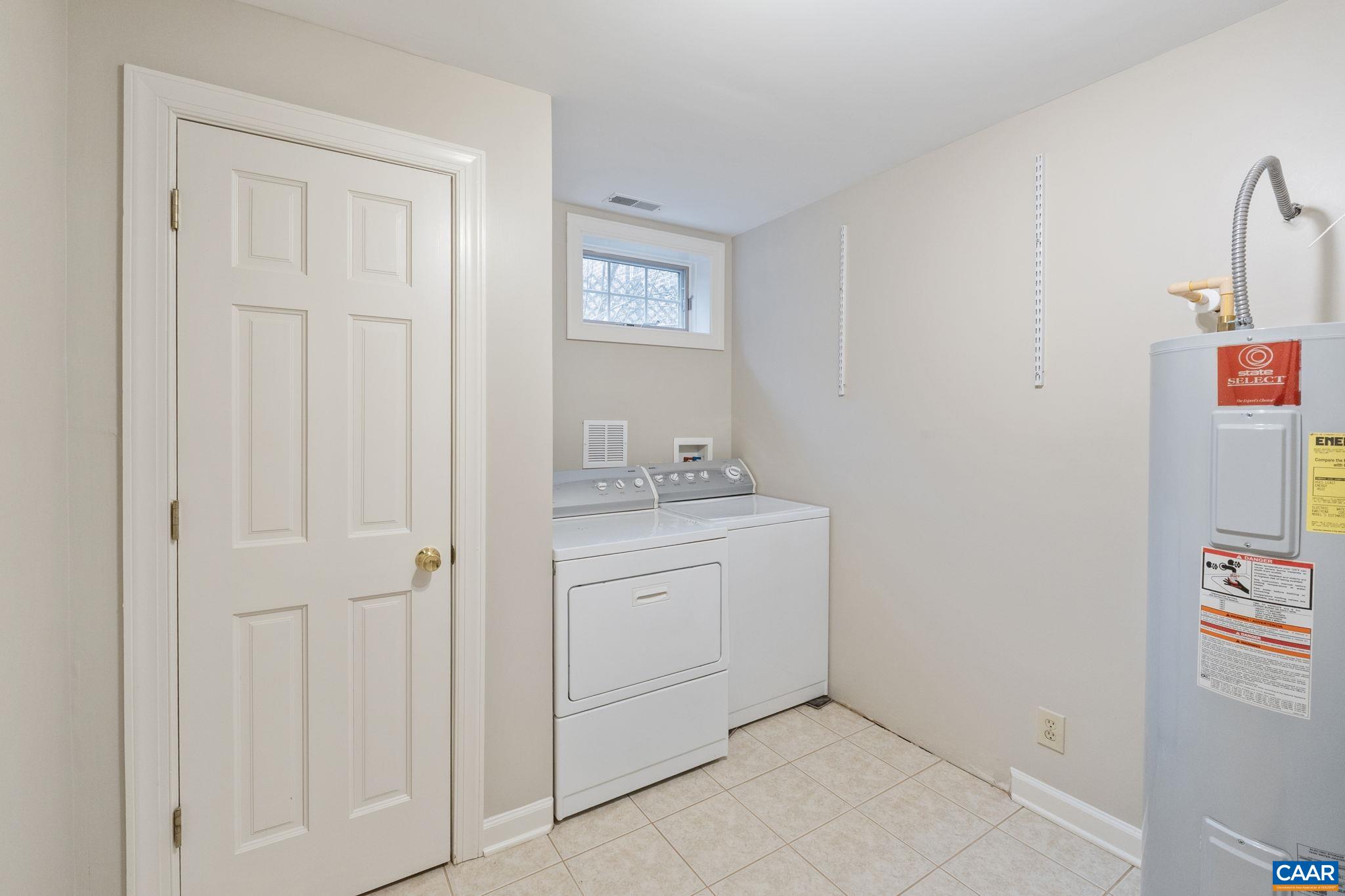 12048 LOUISA RD, GORDONSVILLE, Virginia 22942, 4 Bedrooms Bedrooms, ,4 BathroomsBathrooms,Residential,14,12048 LOUISA RD,674232 MLS # 674232