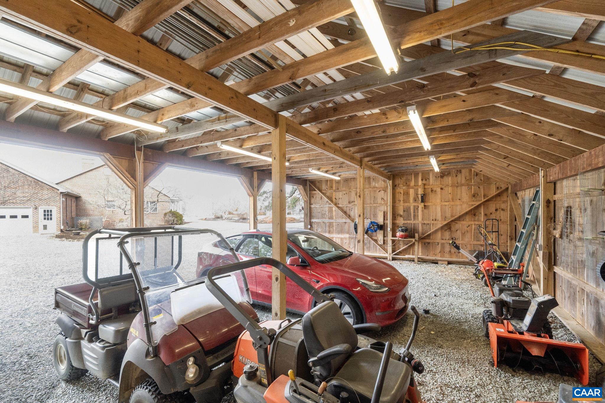 12048 LOUISA RD, GORDONSVILLE, Virginia 22942, 4 Bedrooms Bedrooms, ,4 BathroomsBathrooms,Residential,14,12048 LOUISA RD,674232 MLS # 674232