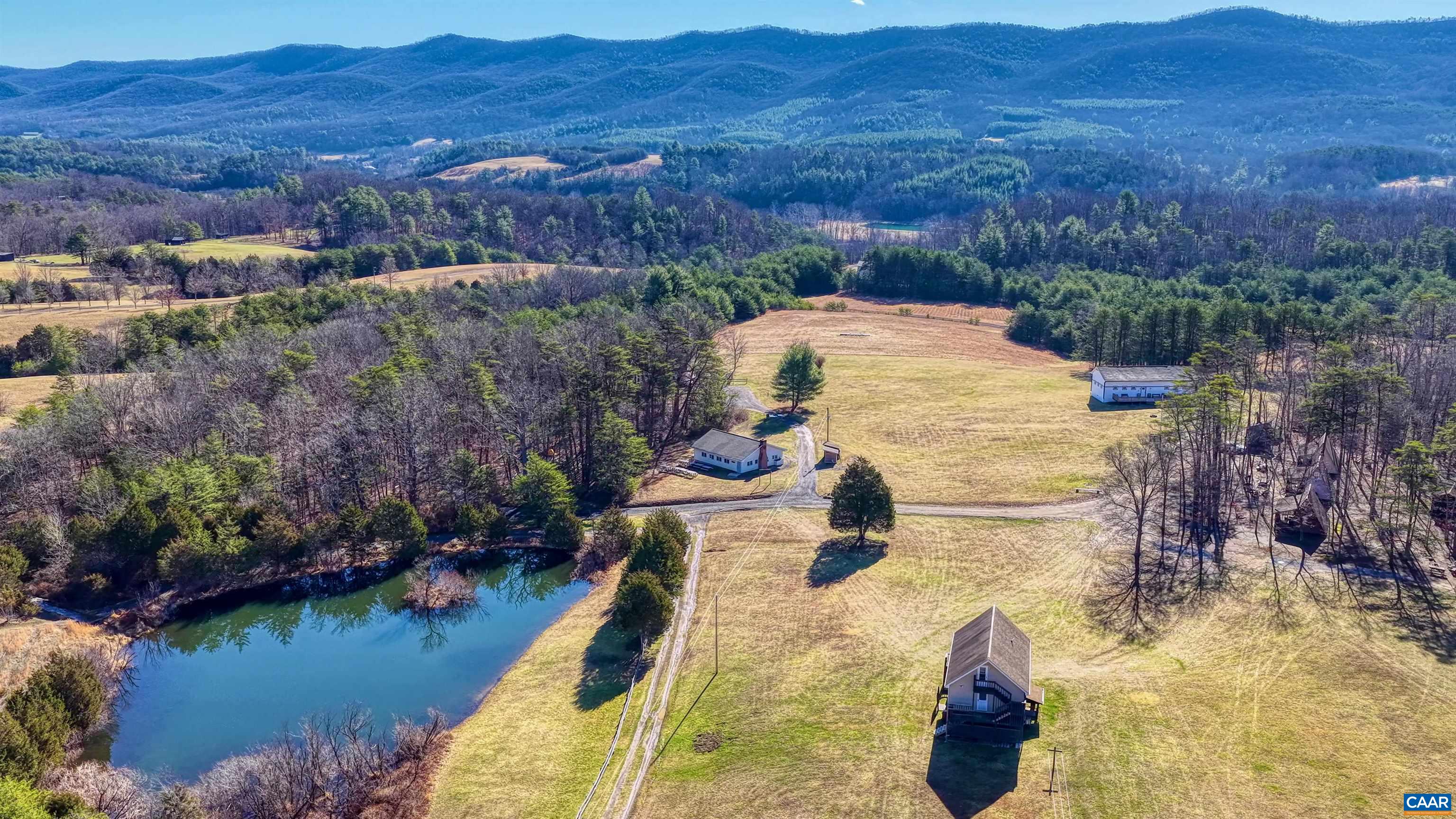 443 MEADOW VIEW LN, FORT VALLEY, Virginia 22652, 126 Bedrooms Bedrooms, ,11 BathroomsBathrooms,Residential,14,443 MEADOW VIEW LN,674290 MLS # 674290