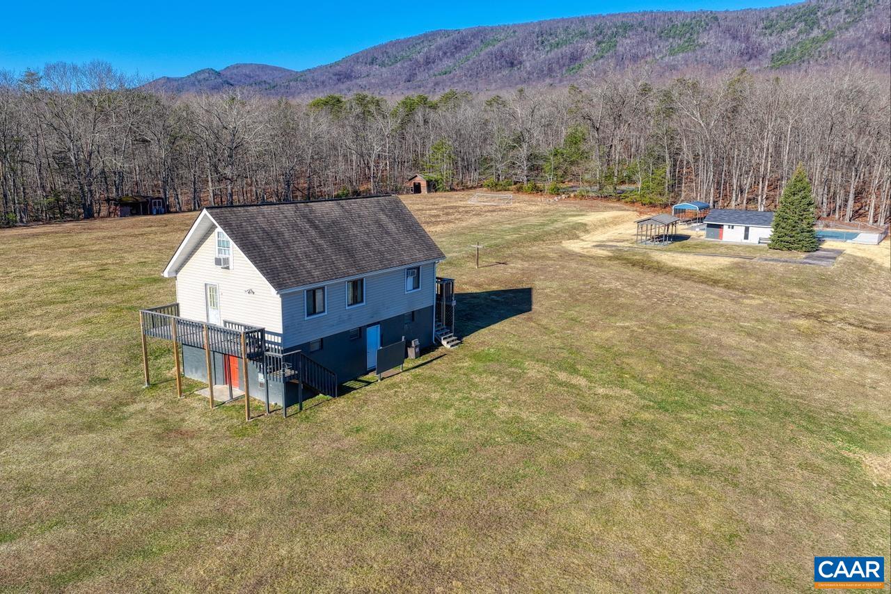 443 MEADOW VIEW LN, FORT VALLEY, Virginia 22652, 126 Bedrooms Bedrooms, ,11 BathroomsBathrooms,Residential,14,443 MEADOW VIEW LN,674290 MLS # 674290