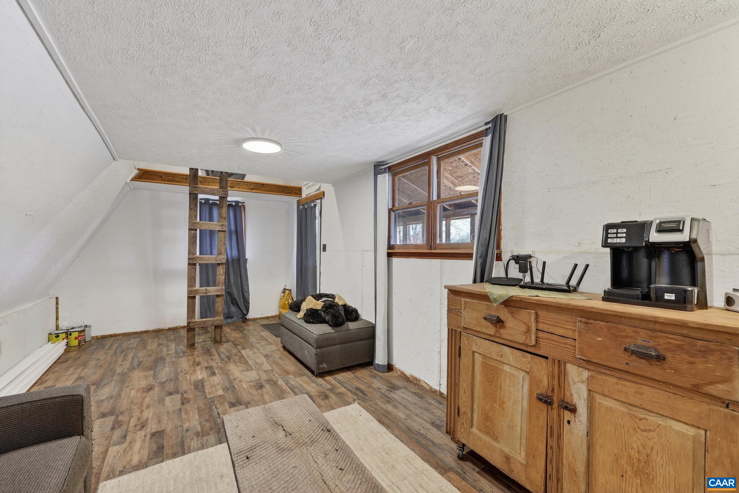 443 MEADOW VIEW LN, FORT VALLEY, Virginia 22652, 126 Bedrooms Bedrooms, ,11 BathroomsBathrooms,Residential,14,443 MEADOW VIEW LN,674290 MLS # 674290