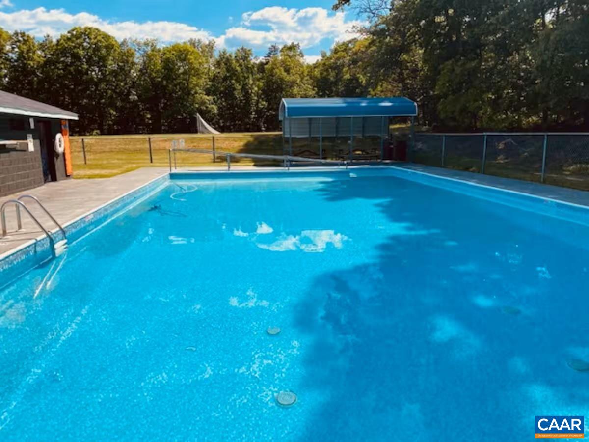 443 MEADOW VIEW LN, FORT VALLEY, Virginia 22652, 126 Bedrooms Bedrooms, ,11 BathroomsBathrooms,Residential,14,443 MEADOW VIEW LN,674290 MLS # 674290