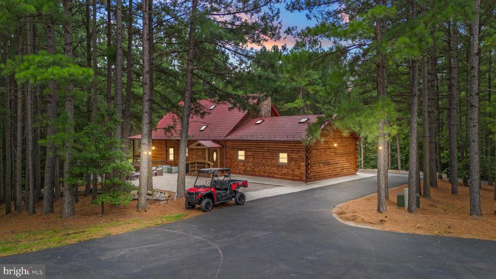 362 DELL PERKINS RD, LOUISA, Virginia 23093, 5 Bedrooms Bedrooms, ,3 BathroomsBathrooms,Residential,14,362 DELL PERKINS RD,VALA2009324 MLS # VALA2009324