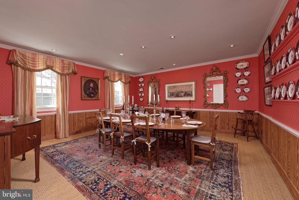 4392 CARRINGTON RD, MARKHAM, Virginia, 4 Bedrooms Bedrooms, ,4 BathroomsBathrooms,Residential,14,4392 CARRINGTON RD,VAFQ2020754 MLS # VAFQ2020754