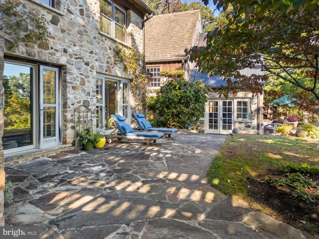 4392 CARRINGTON RD, MARKHAM, Virginia, 4 Bedrooms Bedrooms, ,4 BathroomsBathrooms,Residential,14,4392 CARRINGTON RD,VAFQ2020754 MLS # VAFQ2020754