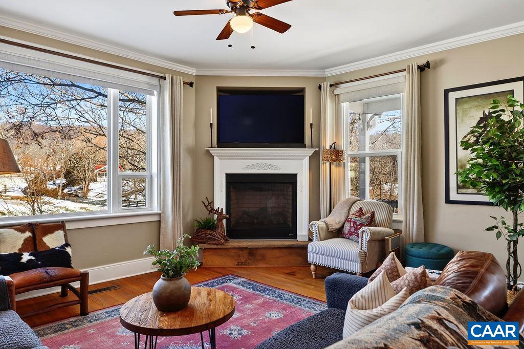 142 MT IDA LN, STAUNTON, Virginia 24401, 5 Bedrooms Bedrooms, ,3 BathroomsBathrooms,Residential,14,142 MT IDA LN,674243 MLS # 674243