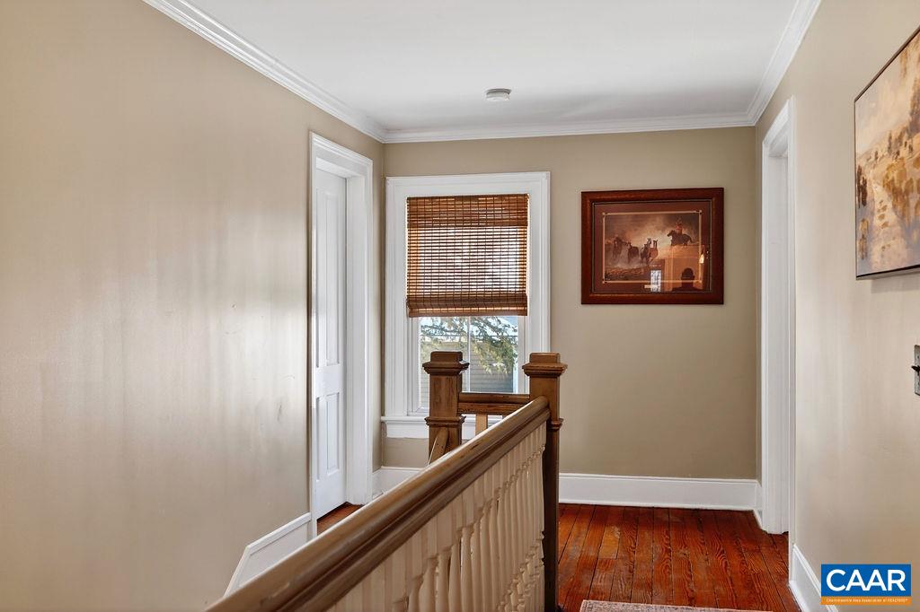 142 MT IDA LN, STAUNTON, Virginia 24401, 5 Bedrooms Bedrooms, ,3 BathroomsBathrooms,Residential,14,142 MT IDA LN,674243 MLS # 674243