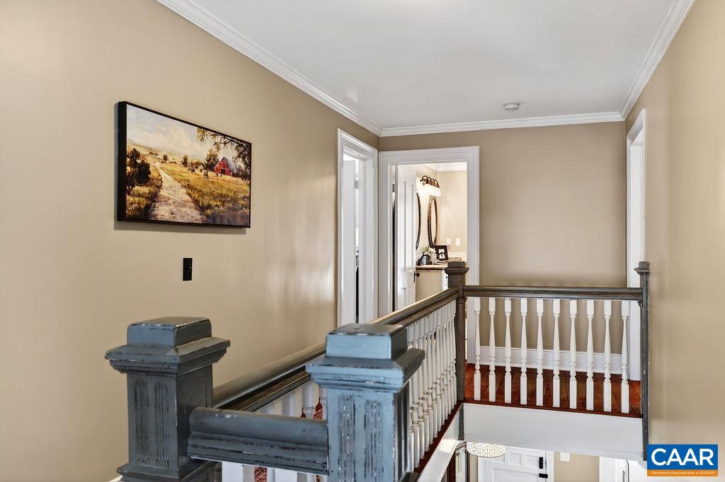 142 MT IDA LN, STAUNTON, Virginia 24401, 5 Bedrooms Bedrooms, ,3 BathroomsBathrooms,Residential,14,142 MT IDA LN,674243 MLS # 674243