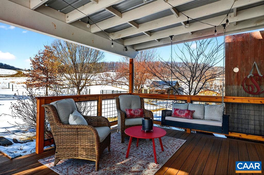 142 MT IDA LN, STAUNTON, Virginia 24401, 5 Bedrooms Bedrooms, ,3 BathroomsBathrooms,Residential,14,142 MT IDA LN,674243 MLS # 674243