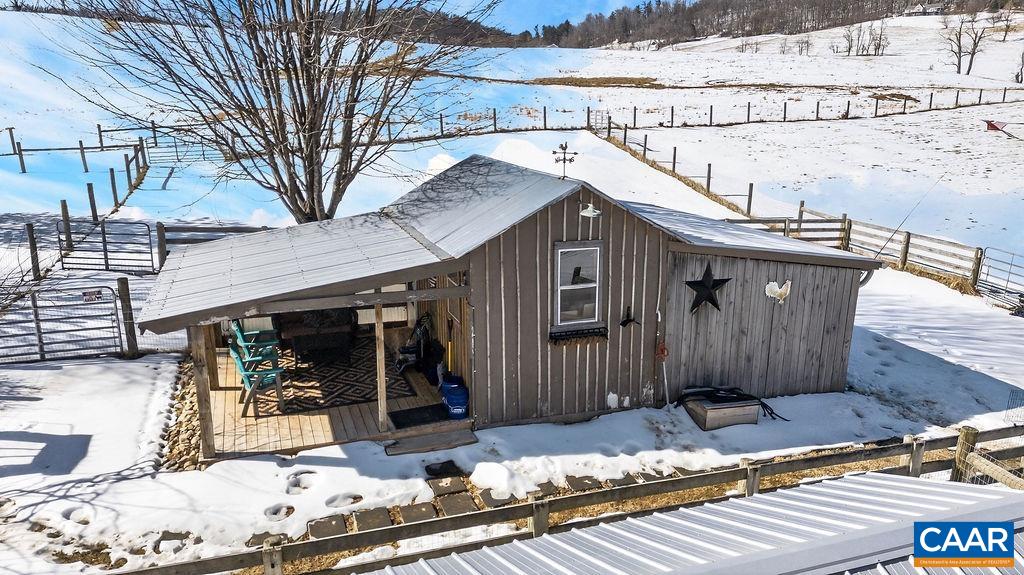 142 MT IDA LN, STAUNTON, Virginia 24401, 5 Bedrooms Bedrooms, ,3 BathroomsBathrooms,Residential,14,142 MT IDA LN,674243 MLS # 674243