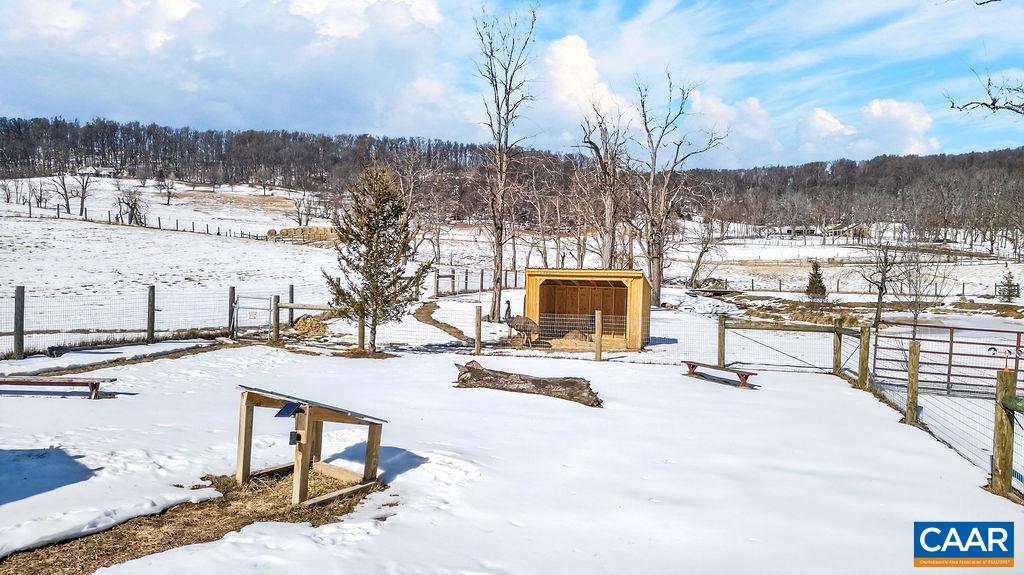 142 MT IDA LN, STAUNTON, Virginia 24401, 5 Bedrooms Bedrooms, ,3 BathroomsBathrooms,Residential,14,142 MT IDA LN,674243 MLS # 674243