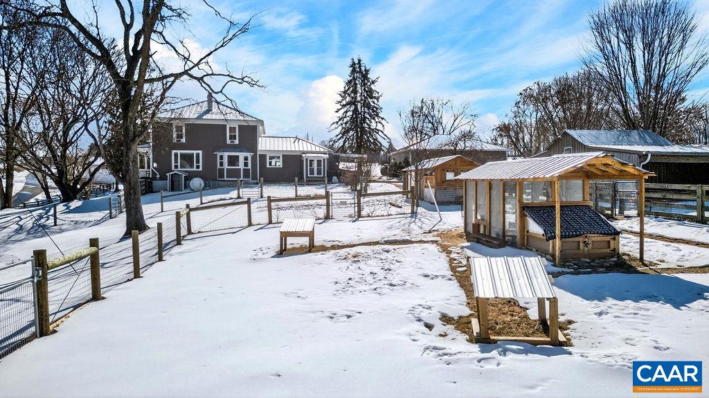 142 MT IDA LN, STAUNTON, Virginia 24401, 5 Bedrooms Bedrooms, ,3 BathroomsBathrooms,Residential,14,142 MT IDA LN,674243 MLS # 674243