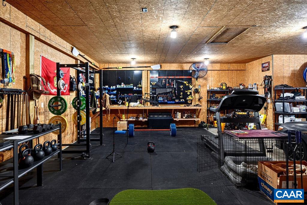 142 MT IDA LN, STAUNTON, Virginia 24401, 5 Bedrooms Bedrooms, ,3 BathroomsBathrooms,Residential,14,142 MT IDA LN,674243 MLS # 674243