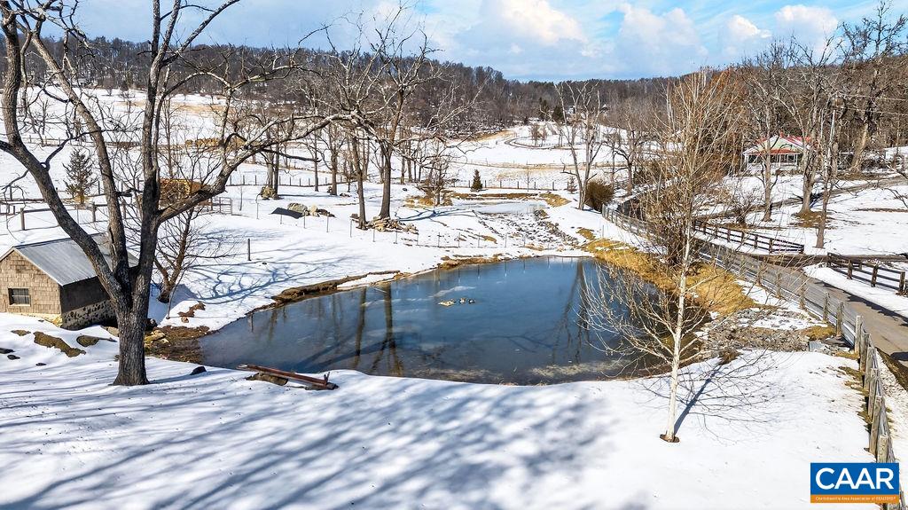 142 MT IDA LN, STAUNTON, Virginia 24401, 5 Bedrooms Bedrooms, ,3 BathroomsBathrooms,Residential,14,142 MT IDA LN,674243 MLS # 674243