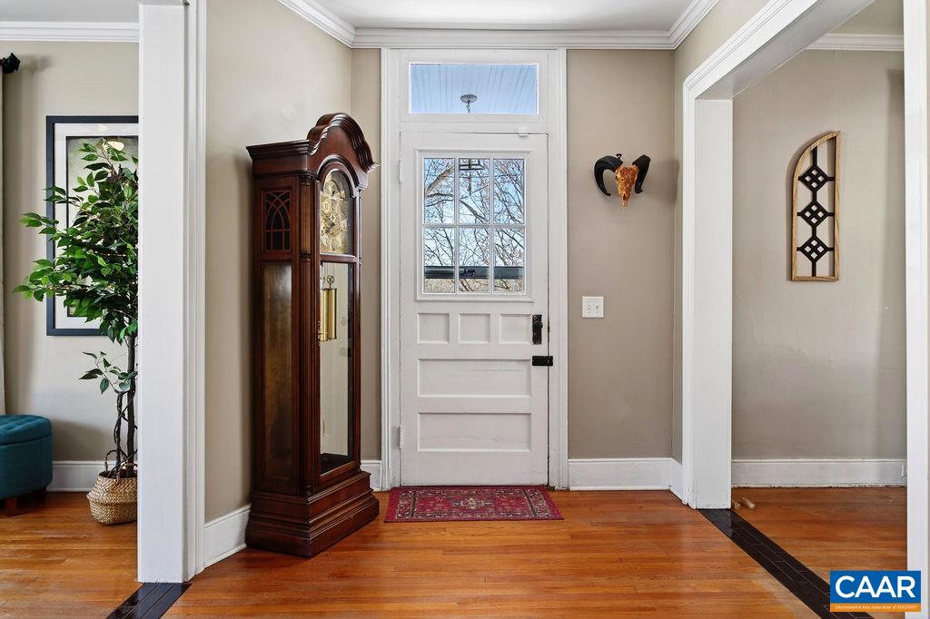 142 MT IDA LN, STAUNTON, Virginia 24401, 5 Bedrooms Bedrooms, ,3 BathroomsBathrooms,Residential,14,142 MT IDA LN,674243 MLS # 674243