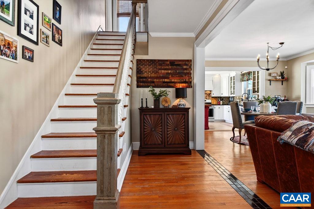 142 MT IDA LN, STAUNTON, Virginia 24401, 5 Bedrooms Bedrooms, ,3 BathroomsBathrooms,Residential,14,142 MT IDA LN,674243 MLS # 674243