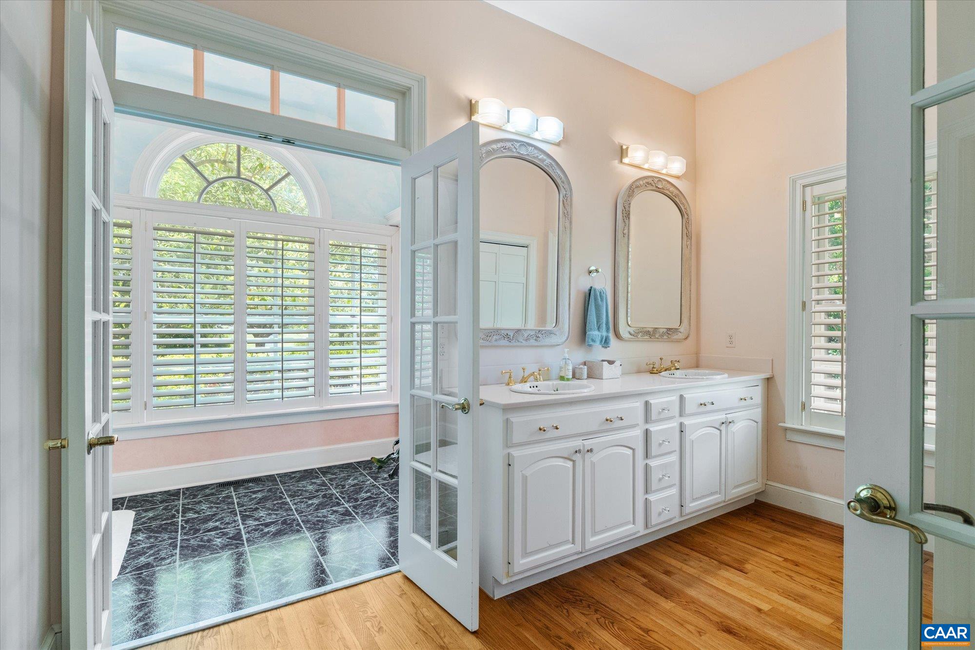 5190 SUGAR RIDGE RD, CROZET, Virginia 22932, 5 Bedrooms Bedrooms, ,4 BathroomsBathrooms,Residential,14,5190 SUGAR RIDGE RD,674329 MLS # 674329 5190 SUGAR RIDGE RD, CROZET, Virginia 22932, 5 Bedrooms Bedrooms, ,4 BathroomsBathrooms,Residential,14,5190 SUGAR RIDGE RD,674329 MLS # 674329