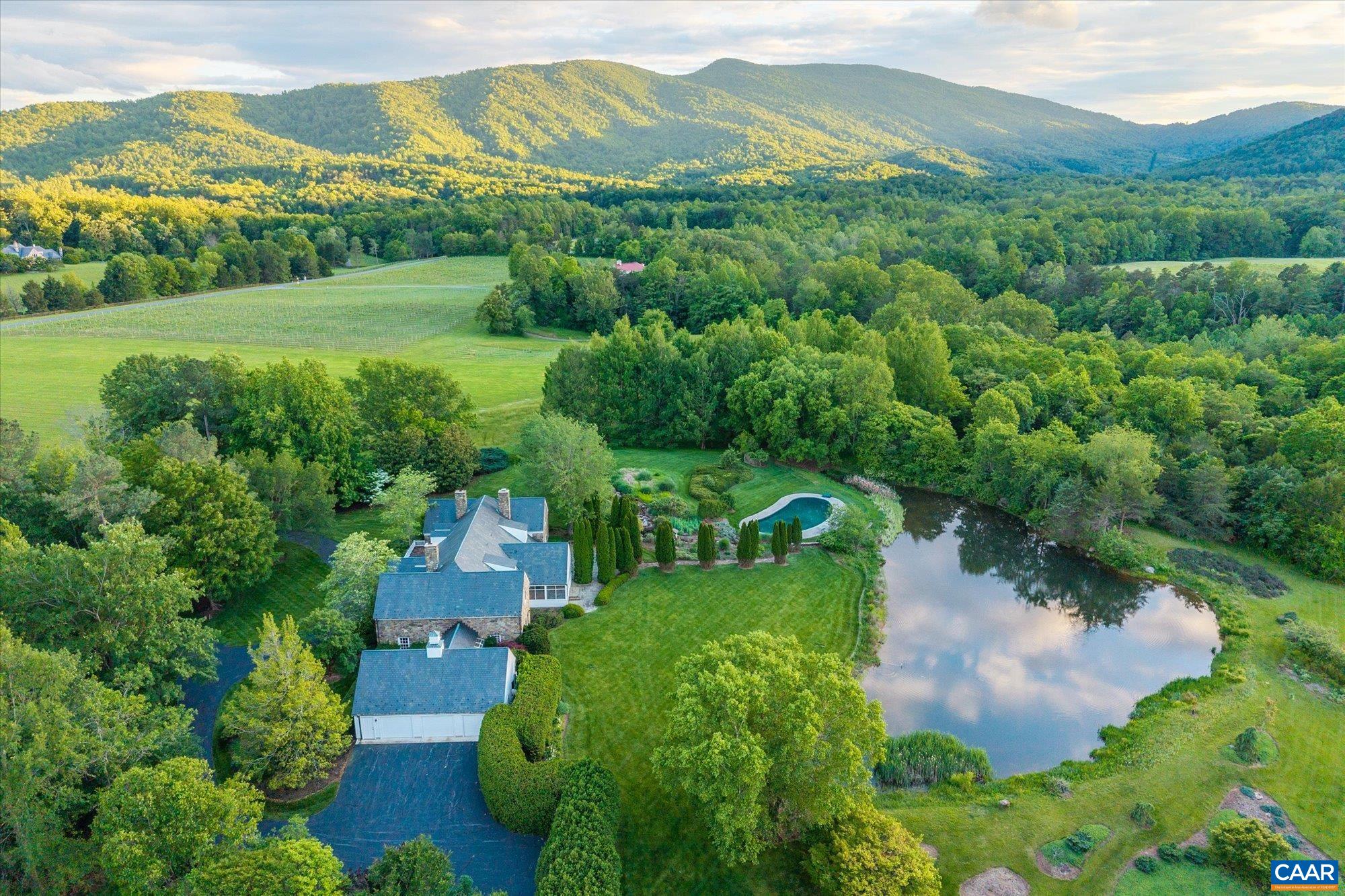 5190 SUGAR RIDGE RD, CROZET, Virginia 22932, 5 Bedrooms Bedrooms, ,4 BathroomsBathrooms,Residential,14,5190 SUGAR RIDGE RD,674329 MLS # 674329 5190 SUGAR RIDGE RD, CROZET, Virginia 22932, 5 Bedrooms Bedrooms, ,4 BathroomsBathrooms,Residential,14,5190 SUGAR RIDGE RD,674329 MLS # 674329