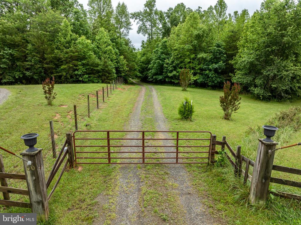 50 ELIZABETH, LOUISA, Virginia 23093, ,Land,14,50 ELIZABETH,VALA2009456 MLS # VALA2009456 50 ELIZABETH, LOUISA, Virginia 23093, ,Land,14,50 ELIZABETH,VALA2009456 MLS # VALA2009456