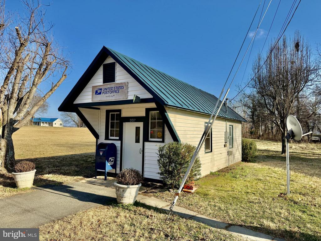 8485 ROGUES RD, WARRENTON, Virginia, 4 Bedrooms Bedrooms, ,4 BathroomsBathrooms,Residential,14,8485 ROGUES RD,VAFQ2019624 MLS # VAFQ2019624 8485 ROGUES RD, WARRENTON, Virginia, 4 Bedrooms Bedrooms, ,4 BathroomsBathrooms,Residential,14,8485 ROGUES RD,VAFQ2019624 MLS # VAFQ2019624