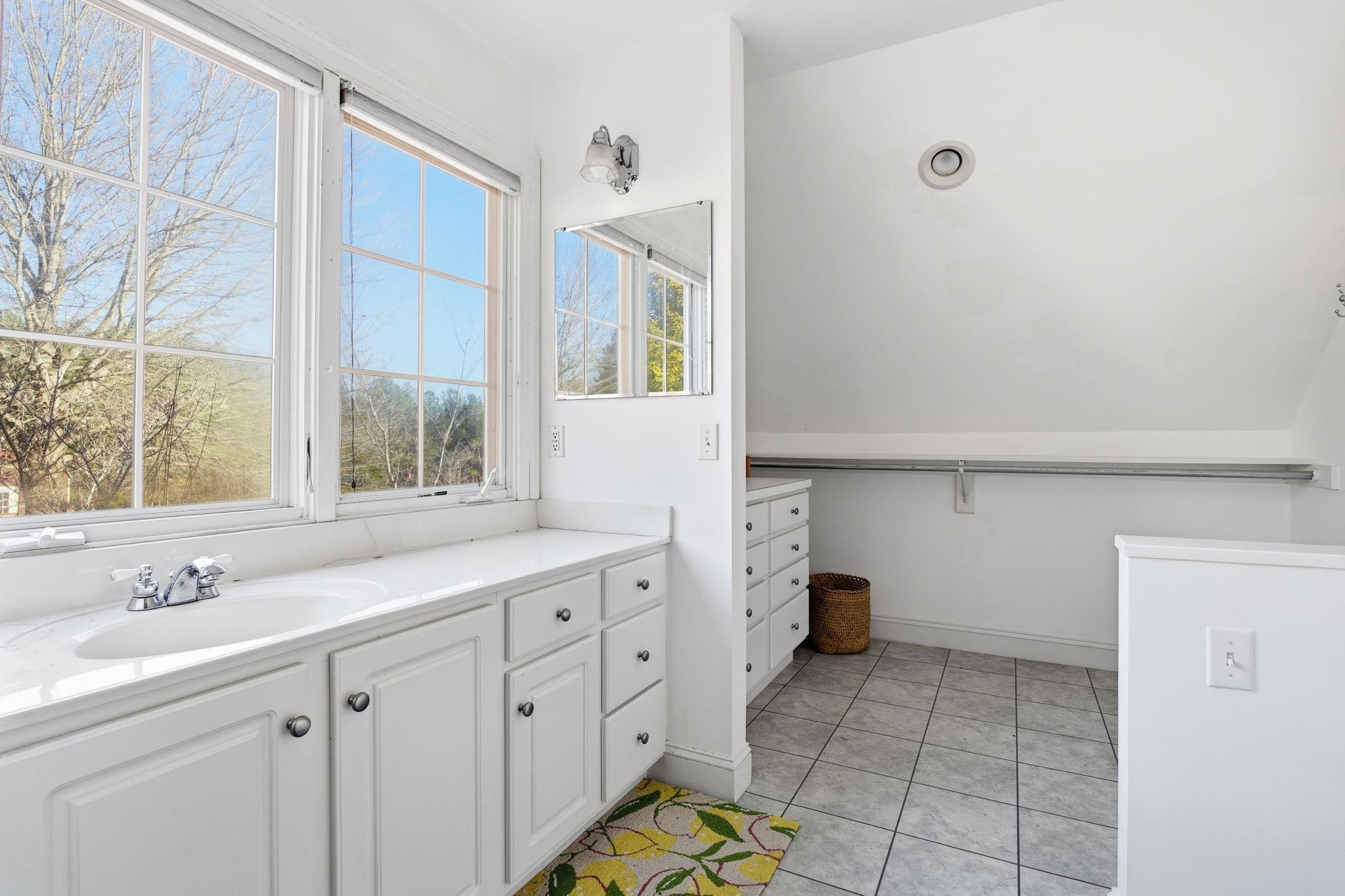 436 CHIMNEY ROCK RD, EARLYSVILLE, Virginia 22936, 4 Bedrooms Bedrooms, ,3 BathroomsBathrooms,Residential,14,436 CHIMNEY ROCK RD,674550 MLS # 674550